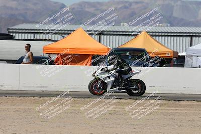 media/Nov-01-2025-CVMA (Sat) [[fc0f7531b8]]/Race 7-Formula Twins-Formula 40 UL/